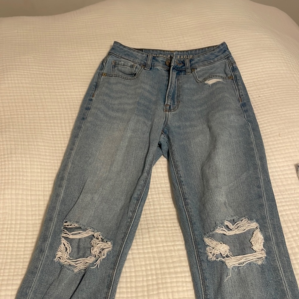 American eagle mom jeans with knee rips